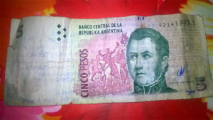 5 pesos